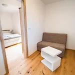 Serene Hollow With Mountain View - Two Bedroom With Mountain View * Cerklje ob Krki