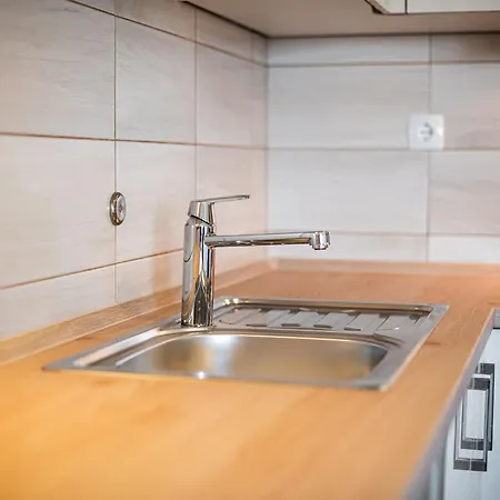 بيت للعطل Serene Hollow With Mountain View - Two Bedroom With Mountain View