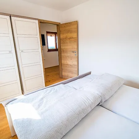 Serene Hollow With Mountain View - Two Bedroom With Mountain View بيت للعطل *