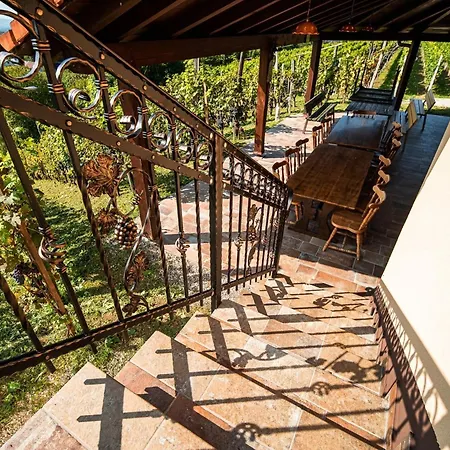 Serene Hollow With Mountain View - Two Bedroom With Mountain View Cerklje ob Krki
