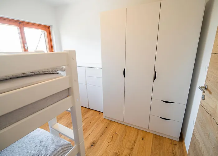 Serene Hollow With Mountain View - Two Bedroom With Mountain View