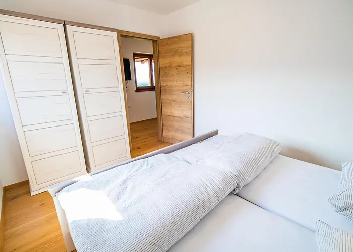 Serene Hollow With Mountain View - Two Bedroom With Mountain View بيت للعطل *